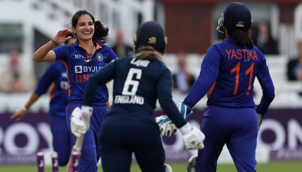 'ENG-W vs IND-W, 3rd ODI: Perfect ride into sunset for Jhulan Goswami as India clinch series 3-0 vs England'
