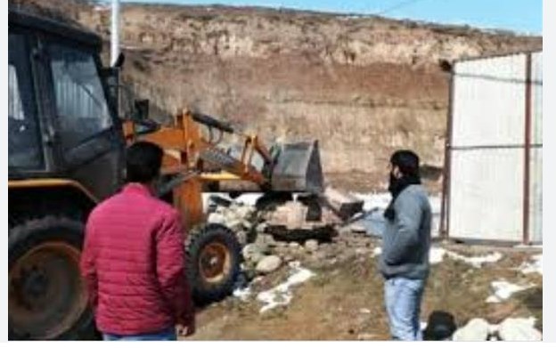 'District Admin Srinagar tightens noose around encroached State Land in the District'