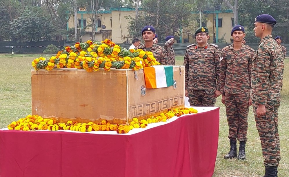 'Indian Army pays tribute to combat dog Phantom killed in encounter in J-K's Akhnoor'