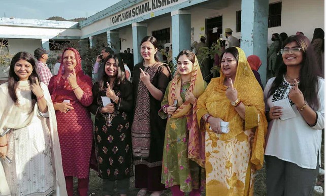 'Lok Sabha Election 2024: Over 61% turnout as 88 Seats vote in Phase 2'