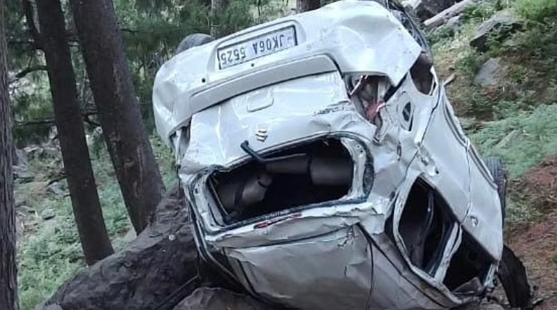 'Infant girl among two killed, seven injured as vehicle falls into gorge in J&K's Ramban'
