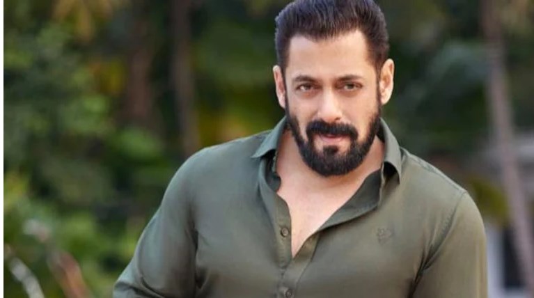 'Salman Khan gets bitten by snake at Panvel farmhouse, discharged after treatment'