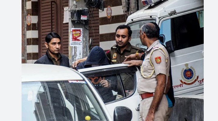 Delhi Police questions 11 people in connection with Shraddha murder case