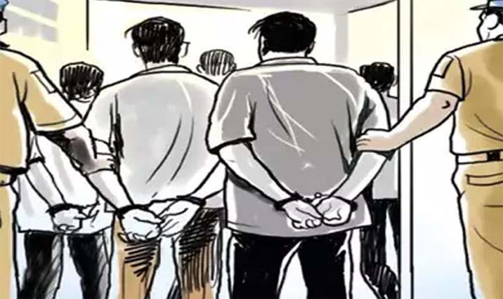 13 held for charging money from labourers for ''smooth'' entry into J-K