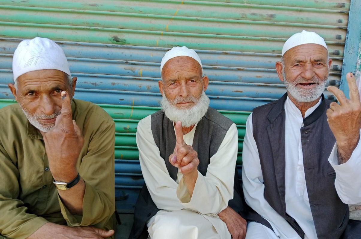 Lok Sabha Elections 2024:  Anantnag-Rajouri PC registers 23.34% voter turnout till 11 AM