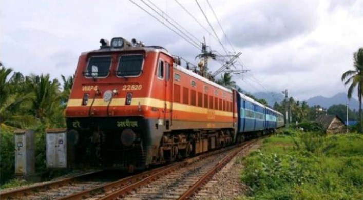 2600 trains to run in next 10 days, 36 lakh people likely to travel: Indian Railways