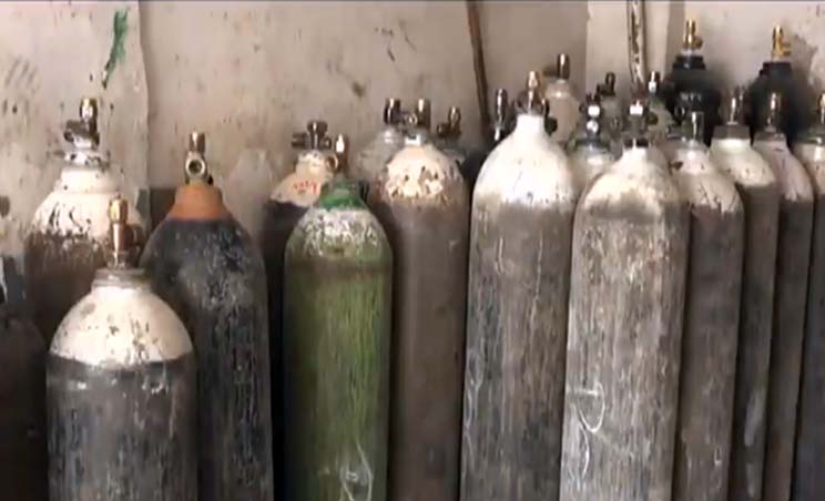 358 oxygen cylinders utilized in GMC, AHs: Dr Digra