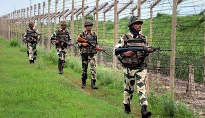 Pak violates ceasefire in two sectors along LoC and IB in J-K