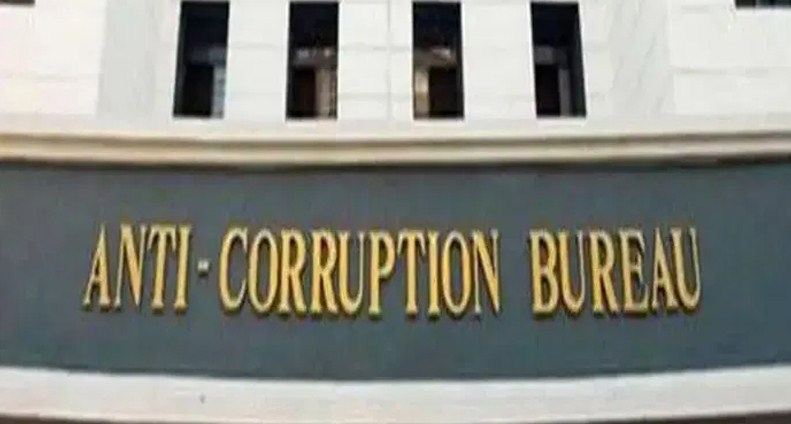 ACB traps and arrests Aabid Ahmad, Field Inspector PCB for accepting bribe