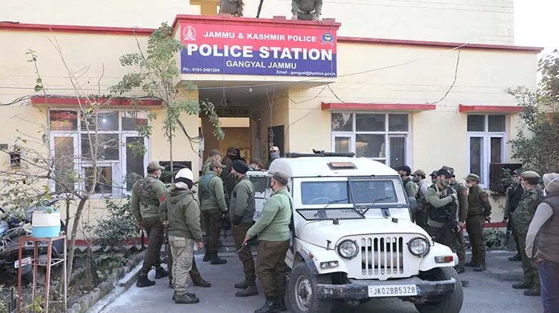 15 illegal structures demolished on NHW-44