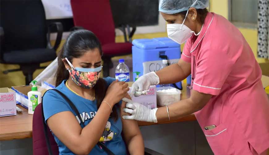 India logs 42,625 new COVID cases, 562 deaths; active cases at 4,10,353