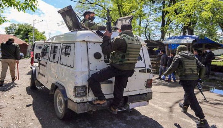J-K: One CRPF personnel martyred, 3 injured in Lawaypora terror attack