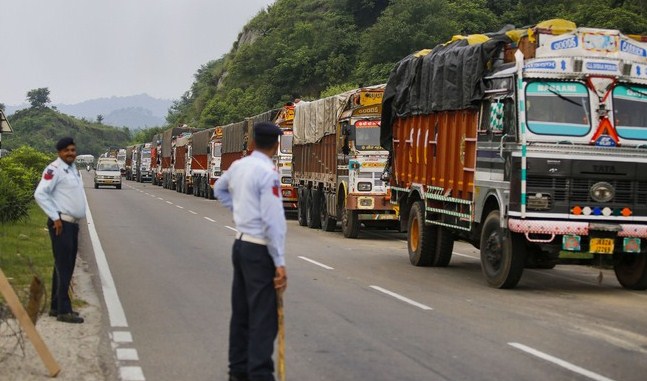 Jammu Srinagar highway to remain closed today