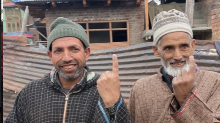DDC Elections- 3rd Phase; 8.33% votes polled till 9 AM across J&K