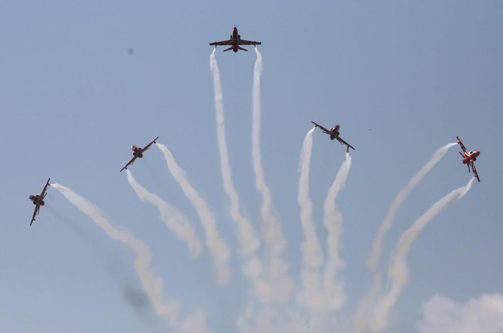 Surya Kiran Aerobatic Team Braves Odd Weather to Thrill Audience at Jammu Air Show