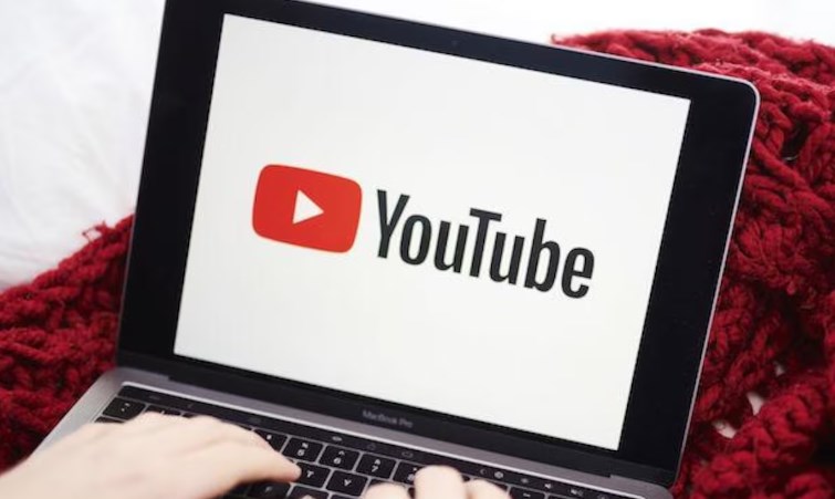 Govt 'busts' 8 YouTube channels for spreading fake news