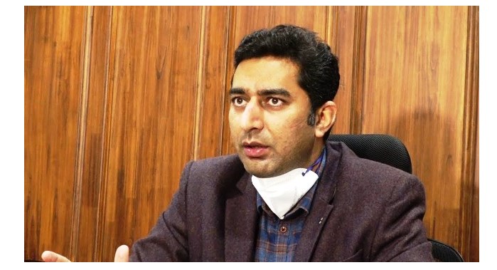 Government for viable resolution of genuine demands: DC Srinagar to transporters