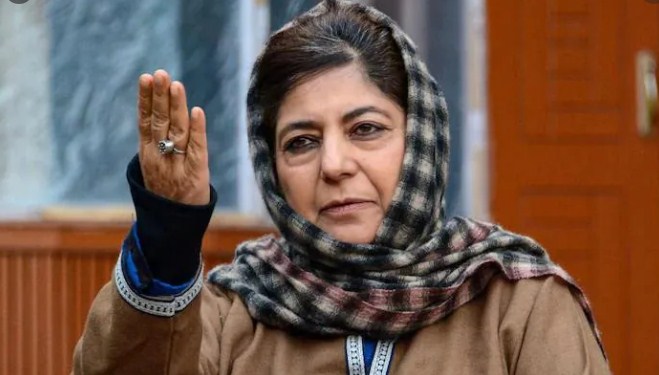 Centre should focus on saving lives instead of firing employees on flimsy grounds: Mehbooba