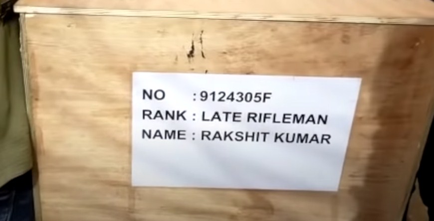 Body of soldier who died mysteriously cremated with full military honours in Jammu