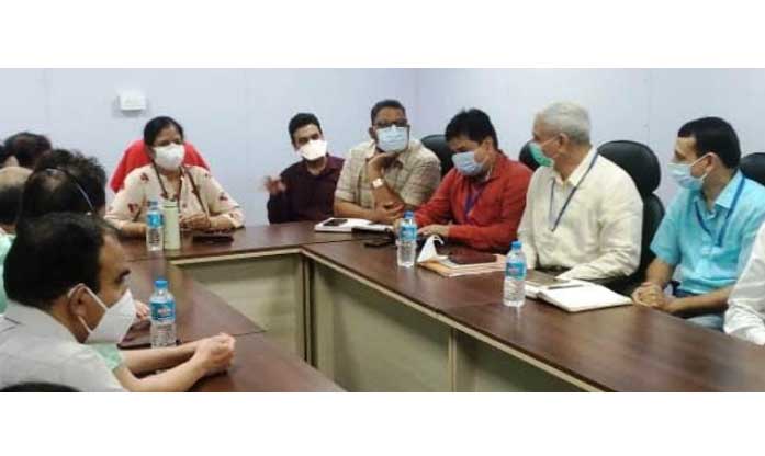 GMC Jammu Principal discusses management of Covid patients in DRDO hospital
