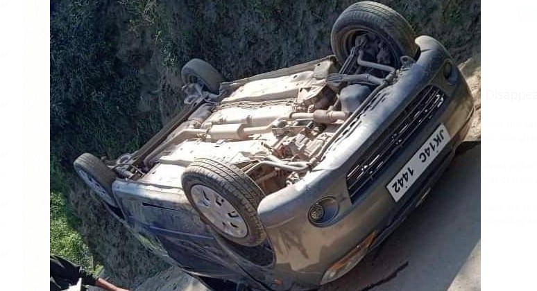 Two minors among five injured in Doda road accident