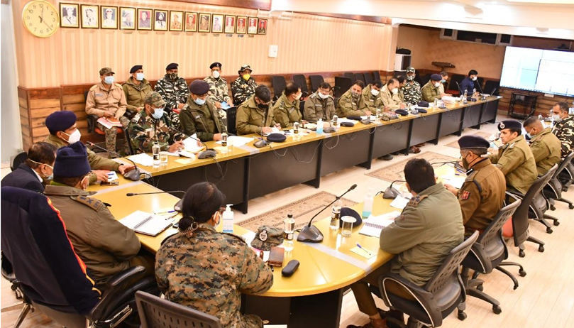 Advisor to LG, DGP review security arrangements for DDC polls in central Kashmir
