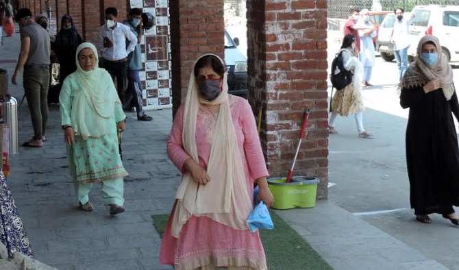 422 new positive cases today 341 from Kashmir Division, 81 from Jammu Division,Total cases now 28892