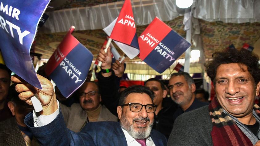 Don't snatch livelihood of paramedical staff engaged under SRO-24 : Altaf Bukhari