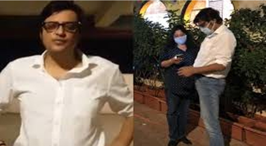 ‘Attacked by Cong Workers’: Arnab Alleges After Comments on Sonia