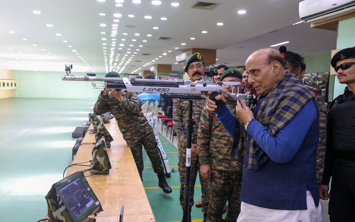 Army Chief General MM Naravane to visit Kashmir to review LoC operations