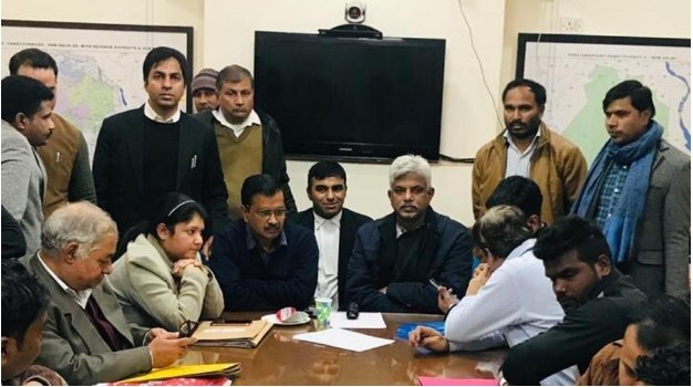 Arvind Kejriwal in queue to file nomination, tweets Token No. 45; AAP sees BJP hand