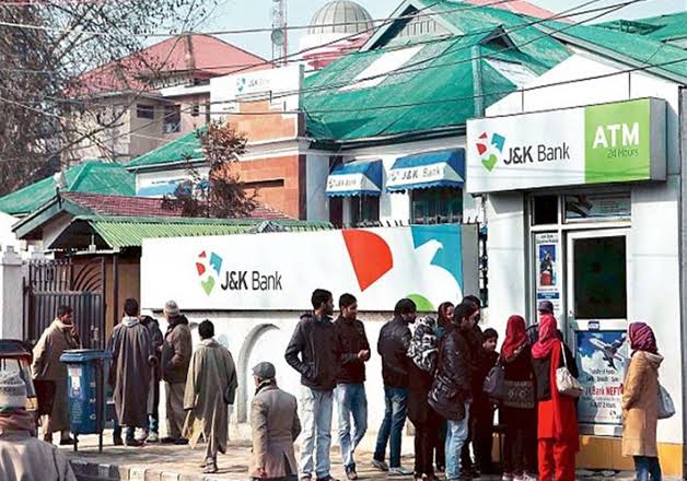 100% Landlines, ATMs restored in Kashmir, internet kiosks set up for job applications, Government works : JK Govt.  