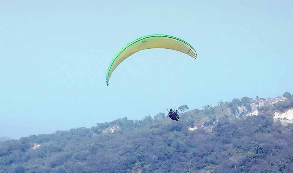 Tourism Department organizes paragliding trials in Surinsar