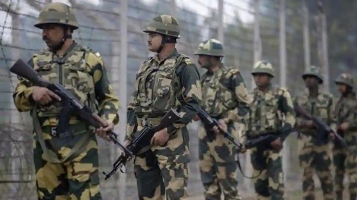 Pakistan violates ceasefire in Jammu and Kashmir's Poonch, Indian Army retaliates