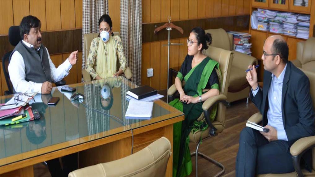 COVID-19:  HUDD evolving effective mechanism for door-to-door survey in Jammu, Srinagar cities to ascertain pandemic spread: Dheeraj Gupta
