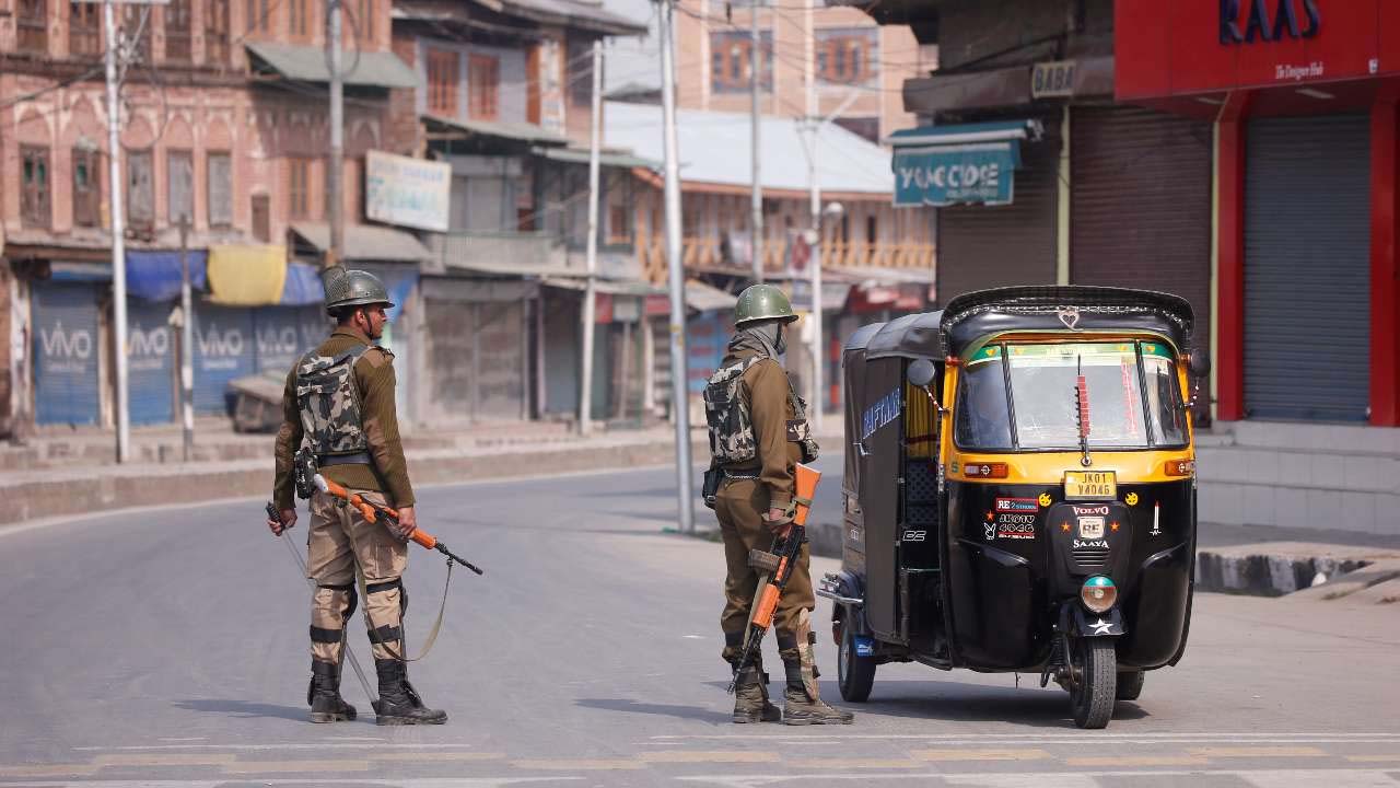 Intelligent 3D mapping based on advanced technologies of drainage network in Srinagar