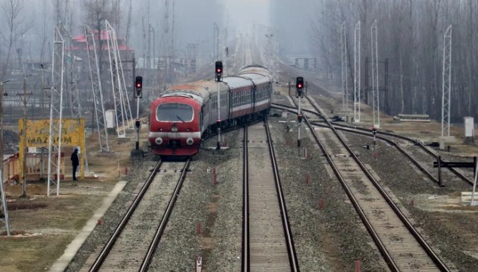Train service to remain suspended till May 31 on Baramulla-Banihal track