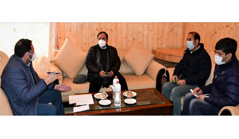 Advisor Bhatnagar visits GMC Jammu;  Inspects ongoing works at Liquid Oxygen Plant site, facilities at COVID Control Room