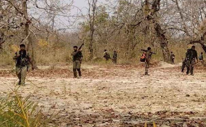 Naxals ready to release abducted jawan, ask for govt mediators to negotiate