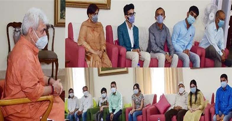 Lt Governor meets J&K NEET topper Avikshit Gupta, 4 others