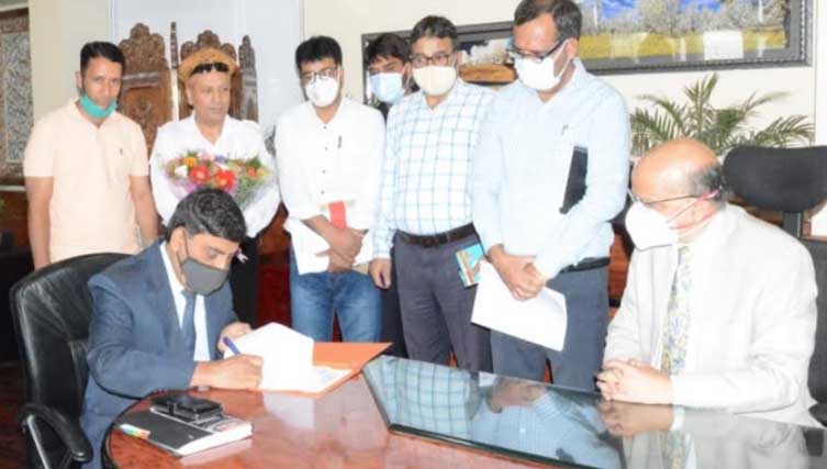 Arun Kumar Mehta formally takes over as Chief Secretary, J&K