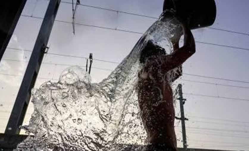 Jammu reels under severe heat wave, mercury settles at 43 degrees Celsius