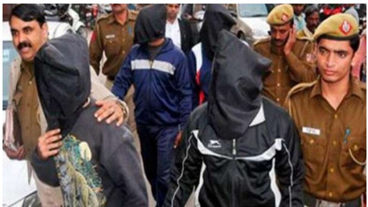 8 years of Nirbhaya gangrape-murder case: Will not sit in silence, says mother Asha Devi