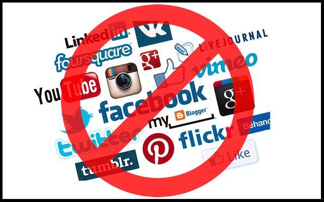 Govt seeks help of American company to block social media in J&K