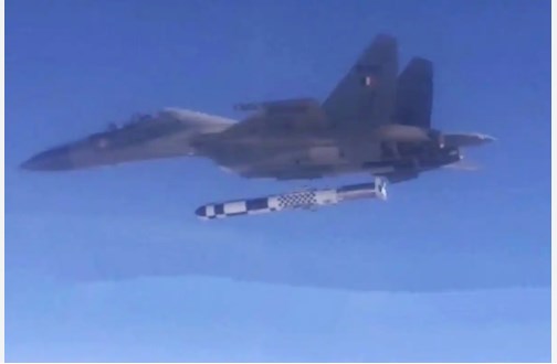 IAF successfully fires extended range version of Brahmos Air Launched missile
