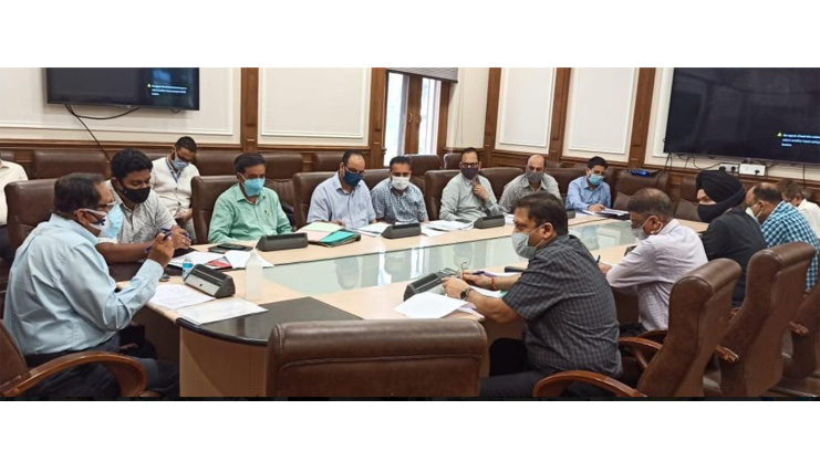 Efficient services to the public should be resolve of public service departments: Advisor Bhatnagar
