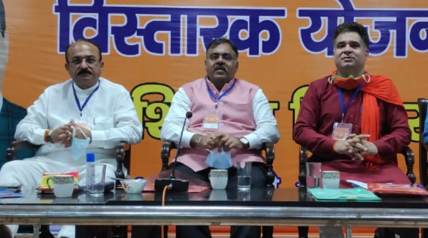 J&K wants tourism, not terrorism: Chugh