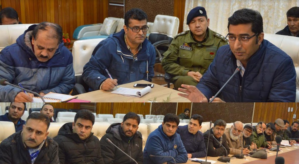 DDC Rajouri reviews progress on construction of Border bunkers
