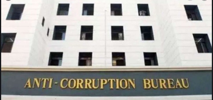 ACB arrests two J&K police personnel in bribe case in Kashmir
