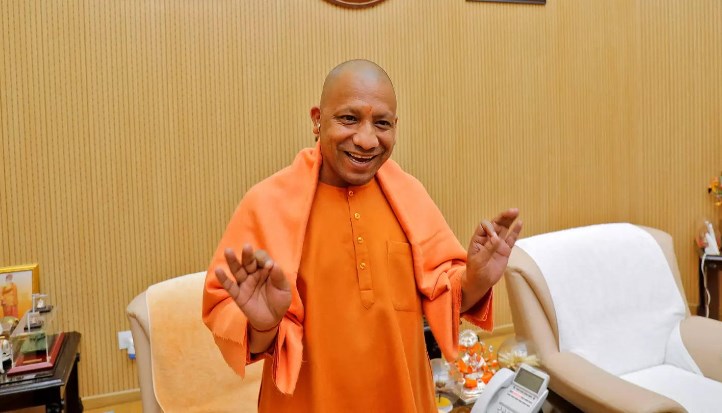 UP CM suspends 15 officials for Lucknow hotel fire incident